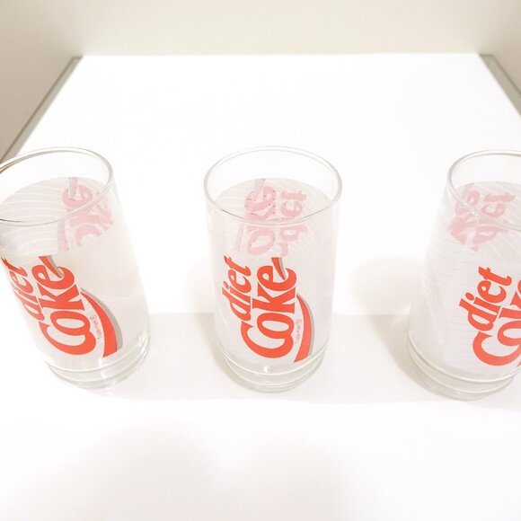 Set of 3 Vintage Diet Coke Glasses - Picture 3 of 6